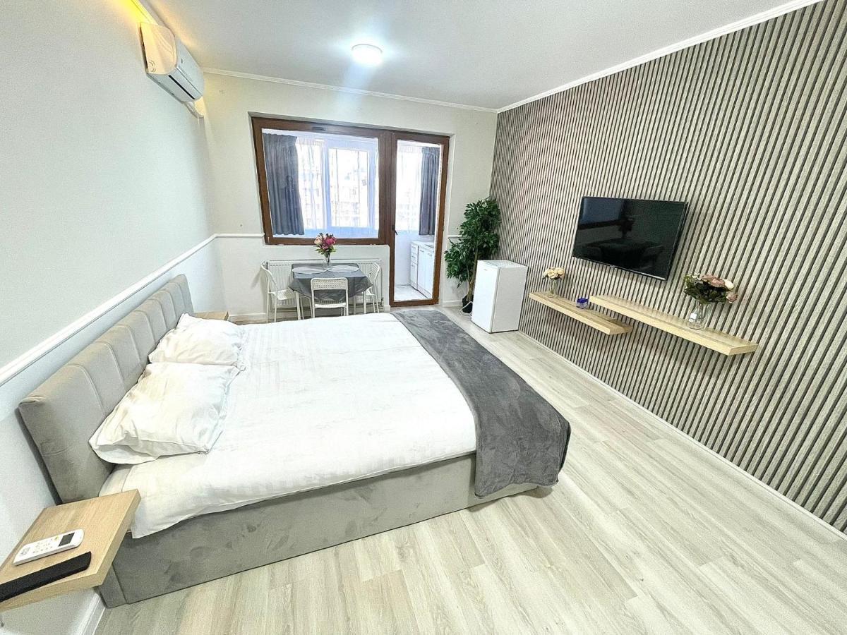 Baneasa Luxury Apartaments Bucharest Exterior photo