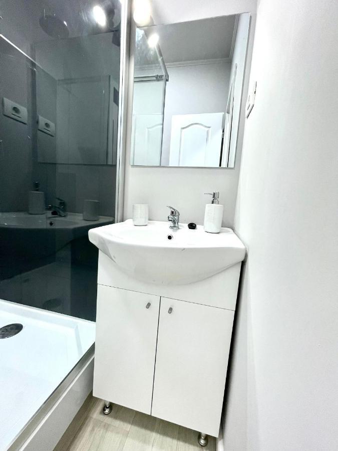 Baneasa Luxury Apartaments Bucharest Exterior photo
